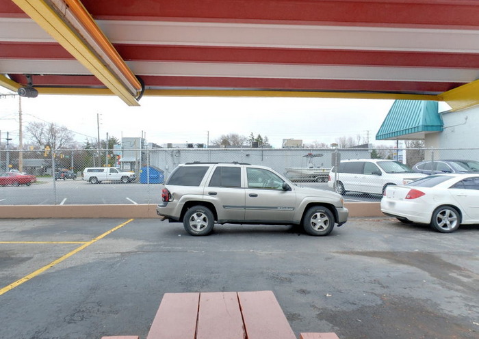 Carlsons Drive In - Photo From Web (newer photo)